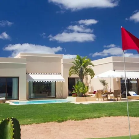 Puerto Del Carmen Sleeps 6 Pool Air Con Wifi Пуэрто дель Кармен